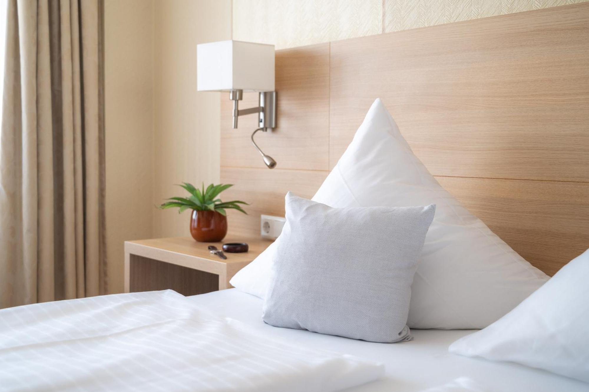 Hotel Gasthof Roessle Stetten am Kalten Markt Esterno foto