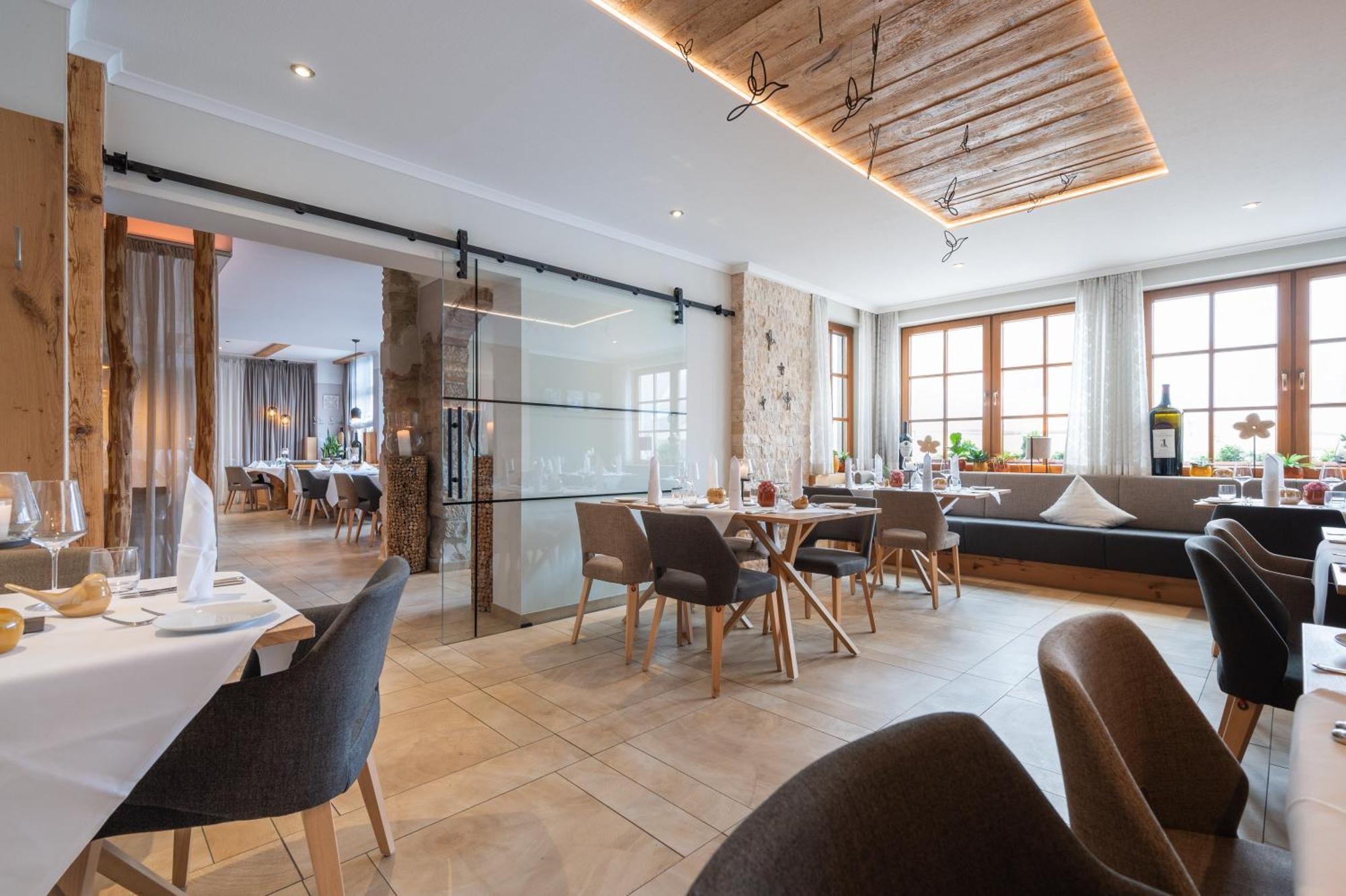 Hotel Gasthof Roessle Stetten am Kalten Markt Esterno foto